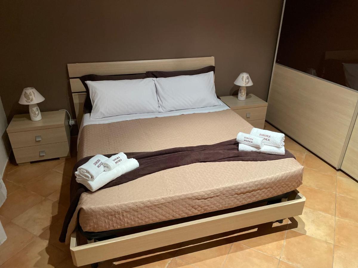 Dimora Medea Apartment Syracuse ภายนอก รูปภาพ
