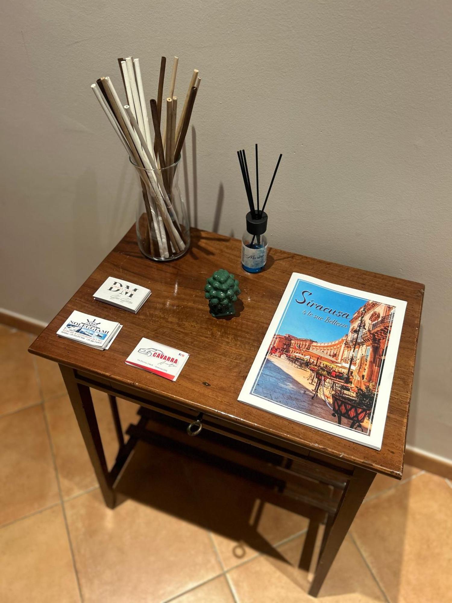 Dimora Medea Apartment Syracuse ภายนอก รูปภาพ